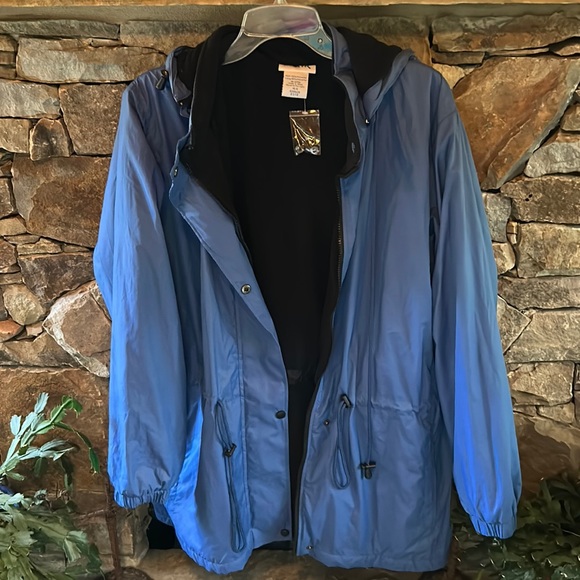 Waterproof XL Sapphire Blue Hooded Coat; Soft Fleece Lining ; Zipper Front - Picture 1 of 12